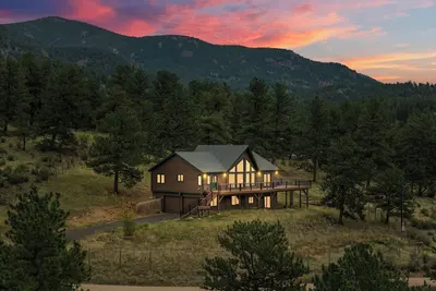 Image de Mountain Escape! Views. Privacy. Beauty.