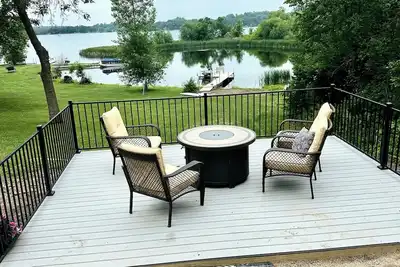 Image de Lake Life- Easy & Comfortable in this Cozy 2-bedroom Rv with WiFi & Ac