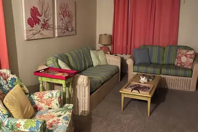 Image de Charming 3-bedroom \/ 2 Bath House with WiFi, Ac, 6 Miles from the White Beaches