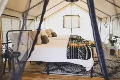 Image de Luxury Spacious Glamping, Lake View, Grill, Pool, Pet Friendly, Swim