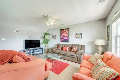 Image de Central Warner Robins Vacation Rental w\/ Yard