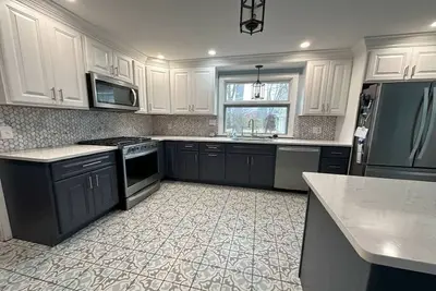 Image de Charming 3-bedroom Dutch Colonial in Historic Schenectady