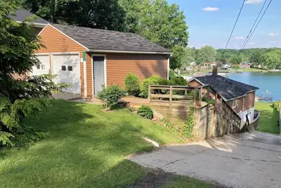 Image de All Sports Lakefront Cottage