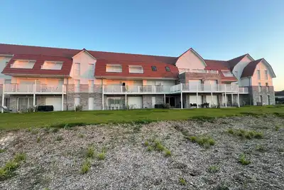 Image de Appartement Côte d'Opale à Camiers Ste Cécile à 200m de la plage avec piscine