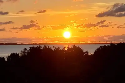 Image de Beautiful waterfront home, pool, hot tub and private docks, Hatteras Village