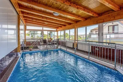 Image de Superbe appartement de 4 chambres à.