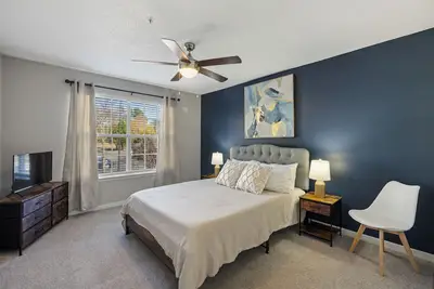 Image de Bright 3br by  Uga, Near Dt and Georgia Museum of Art, Urban Oasis