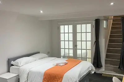 Image de 3 Bed room Modern Flat In Prime Location