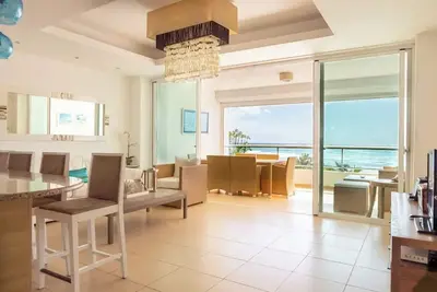 Image de Boho Beachfront Apartment w/ Stunning Ocean View