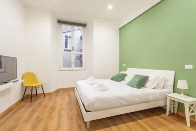 Image de 2 Bdr Navona Quintessential Charm