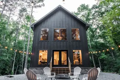 Image de Private cabin on wooded 20 acres