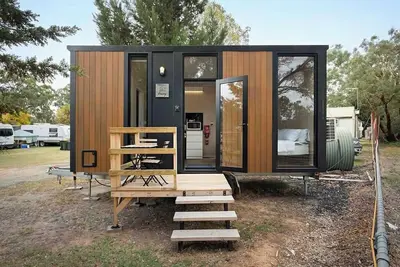 Image de Shiraz Tiny House by Tiny Away