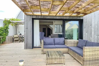 Image de Villa Longaël, 5 chambres, à 2mn à pied de la plage.