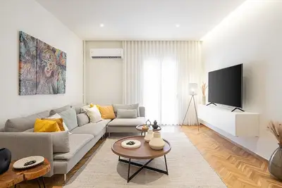 Image de Liv - Charming 3bd in Athens Vibrant Downtown