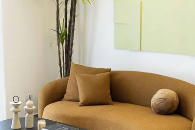 Condo with 2 bdr + 1 bthr  🏣near Tourist Atractions