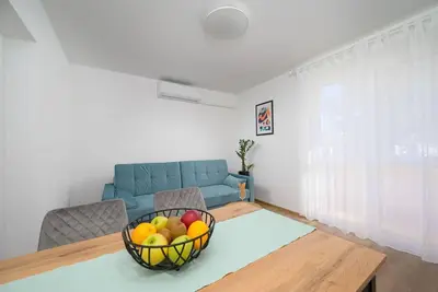 Image de Appartement de vacances pour 4 personnes env. 60 qmà Poreč, Istrie (Istrische Riviera)