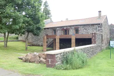 Image de La Bergerie de Fay plein cœur du Devès et chemin St Jacques - massif central