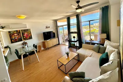 Image de Peace on the Beach with Sea Views, Communal Pool, Air A/C, Wifi, Smart tv 48\".