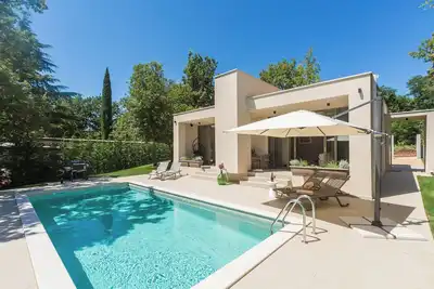 Image de Ganz Neue Top Villa