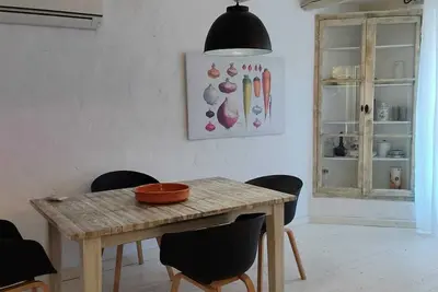 Image de Typique maison de village provençal