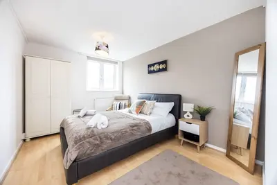 Image de Appartement-Suite-Salle de bain privée-Vue sur Rue-Apartment