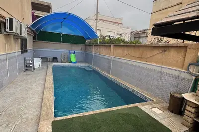 Image de Villa vue sur mer avec piscine equipé de toboggans et espace d'hydro massage