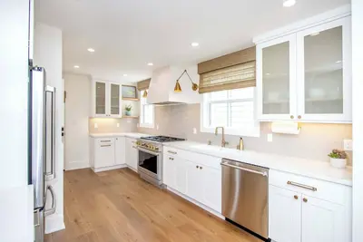 Image de A+ Marina/Cow Hollow location! Highly walkable & great Live/Work space w/parking