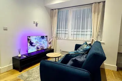 Image de Newly Refurbished Luxurious Modern Apartment in Central Croydon
