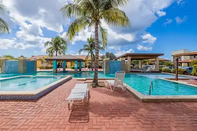 Image de Pearl 2-bedroom Condo walking to wonderful Eagle Beach