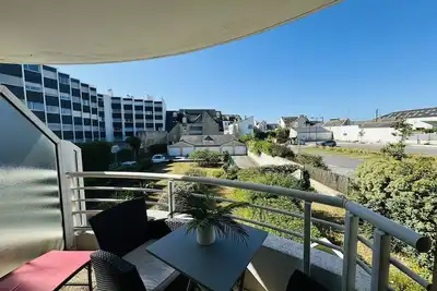 Image de 2 pièces plein centre, 4 min à pied plage, parking