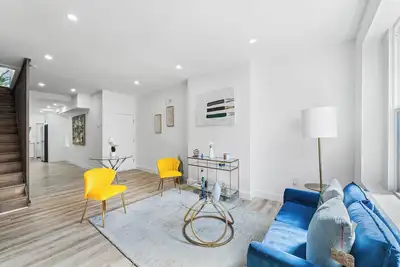 Image de Luxurious 3-bedroom house in pleasant Point Breeze Philadelphia with WiFi & Ac