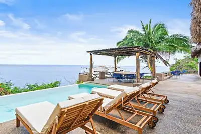 Image de San Xoaquin Casa Ventana al Mar, Luxurious Jungle Retreat with Ocean Views