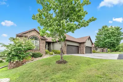 Image de Ultimate Luxury Retreat: 5-Bedroom Villa at Stonebridge Resort