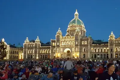 Image de 5 month sublet  Ideal for prairie snowbirds. Near beach, park & inner harbour.