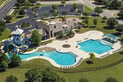 Image de Cozy 4-bedroom house in Austin’s backyard! With a community pool and gym!