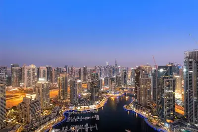 Image de Marina View 1br — Chic Stay in Dubai’s Vibrant Walk Near Dining & Attractions