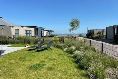 Image de Top-modernes Chalet Windrose mit Großem, Eingezäuntem Garten am Ijsselmeer