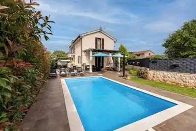 Image de Villa with pool, lots of privacy - Traveler Reisbeburo Krk - Id 2408