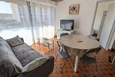 Image de T3 spacieux climatisé - 5 pers - près plage, centre & animations - Parking privé