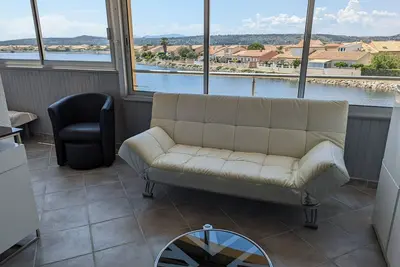 Image de Grand T2 Climatisé 36m² avec Parking à 450m de la Plage - 4 Pers