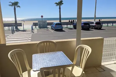 Image de T2 en bord de mer pour 4 pers, Rdc avec Parking