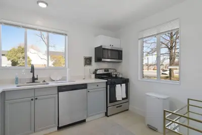 Image de 4206 Washington Blvd Condos