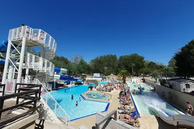 Image de Mobil-home 6 personnes camping 5 étoiles