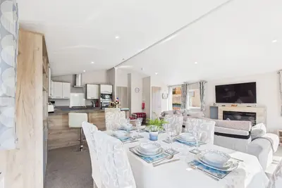 Image de Carpenters Lodge, the perfect dog friendly retreat.