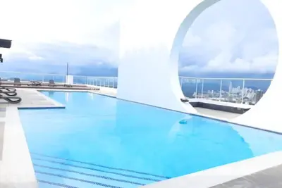 Great location ocean front • 2br king bed • Terrace• Best ocean view in panama\n\n