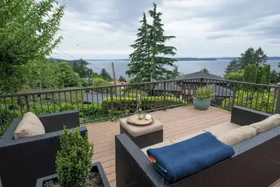 Image de Coastal Luxury Retreat w/ Panoramic Ocean Views