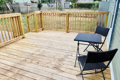 Image de Spacious Cottage close to Historic Horse District!