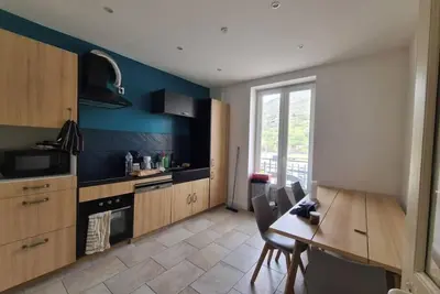 Cocon spacieux avec jardin à Briançon