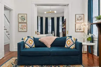 Image de Walk to Forsyth Park * Restored Victorian * Dogs Ok