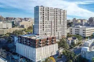 Image de Austin 2 Bedroom Presidential Unit!